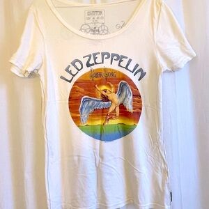 Led Zeppelin “Swan Song” concert T-Shirt. Women’s Medium.